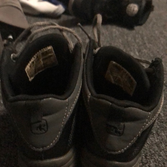 Shoes - Picture 3 of 3